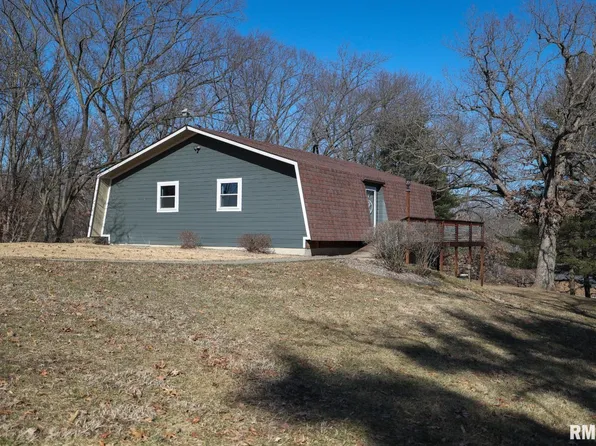 7193 Woodland Hills Rd, Rushville, IL 62681