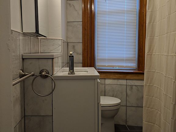 4th image of 99 Hancock St APT 8A