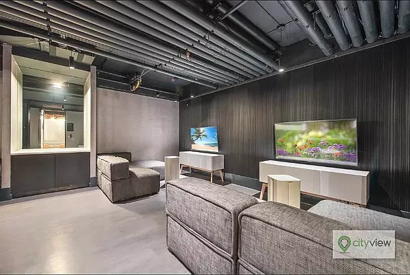 Rented by The KCI Group | media 113