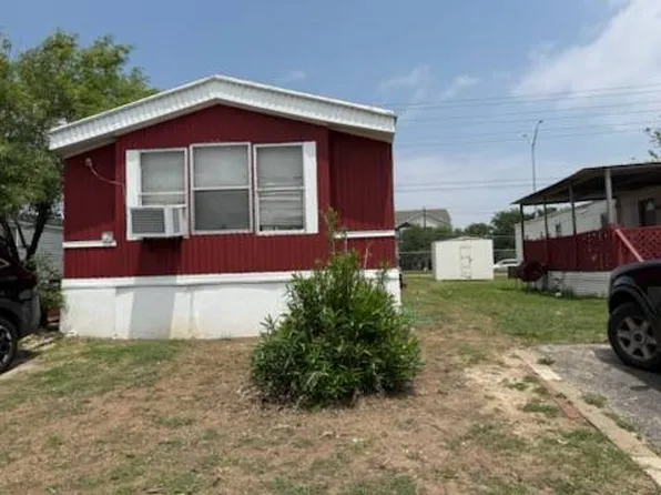 6600 Elm Creek Dr Trailer 121, Austin, TX 78744