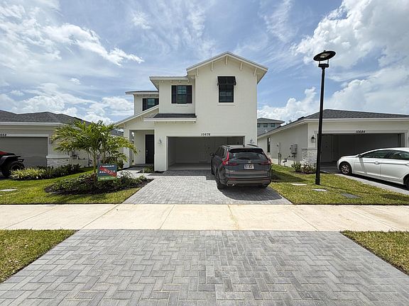 2nd image of 10676 NW Wilgrove Ln