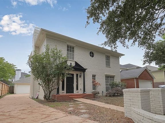3rd image of 14823 Willow Hearth Dr