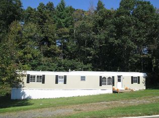 2204 Old Barrett Rd, Ennice, NC 28623