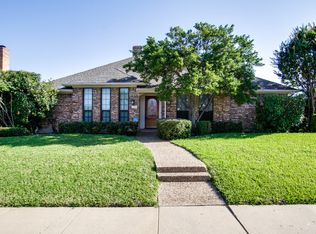 1204 Sycamore Dr, Carrollton, TX 75007