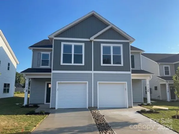 610 Smith St #B, Mooresville, NC 28115