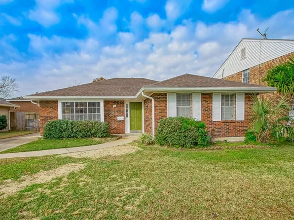 31 Antigua Dr, Kenner, LA 70065