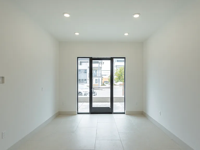 120 10th St — Photo 6