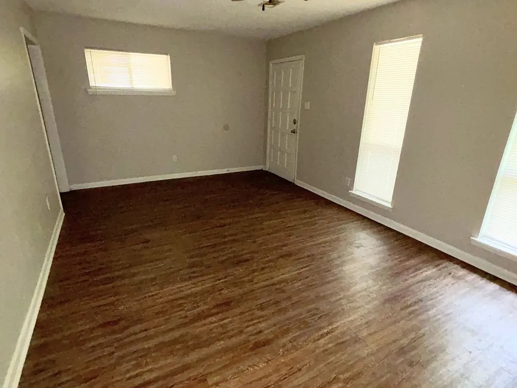 208 Raney Pl, Jacksonville, AR 72076 — Photo 4
