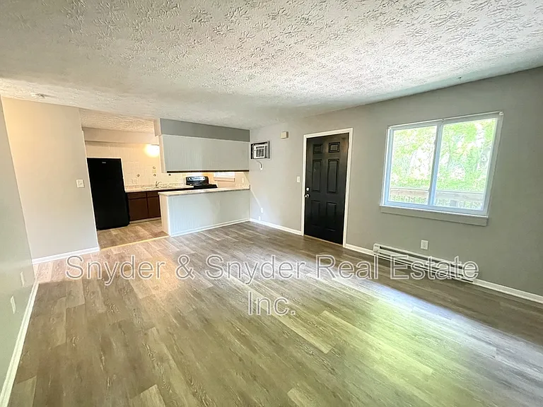 480 Massillon Rd #L — Photo 9