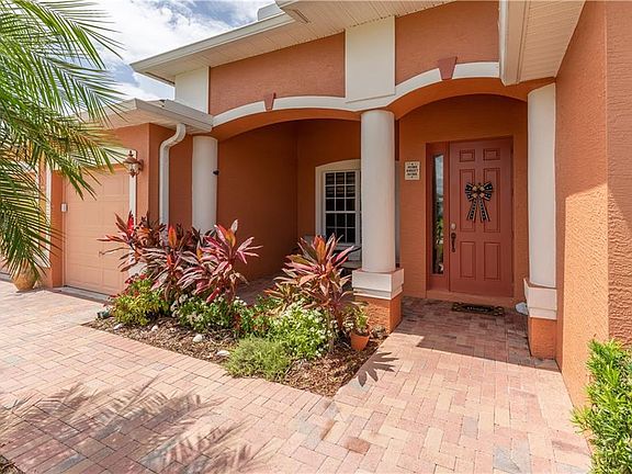 3rd image of 1250 Scarlet Oak Cir