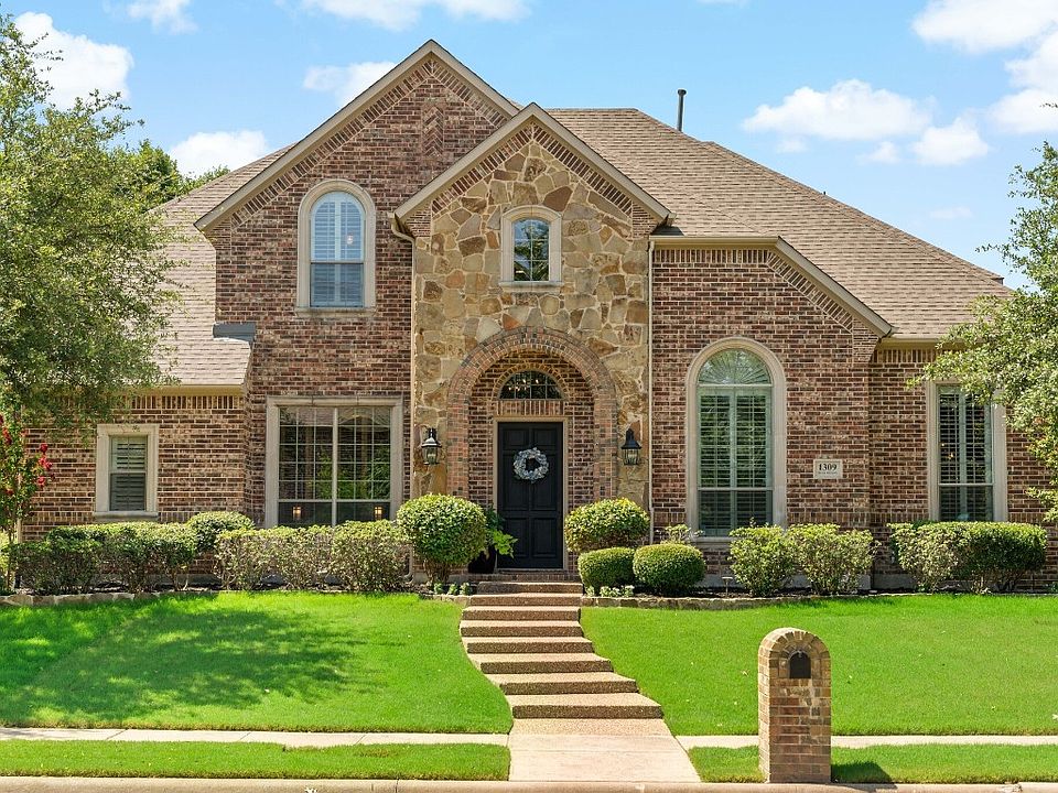 1st image of 1309 Briar Hollow Ln