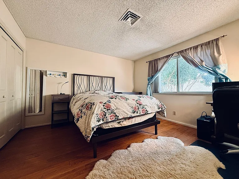 2212 Plaza Del Prado — Photo 42