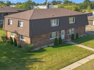 1100 9th St, Harvard, IL 60033