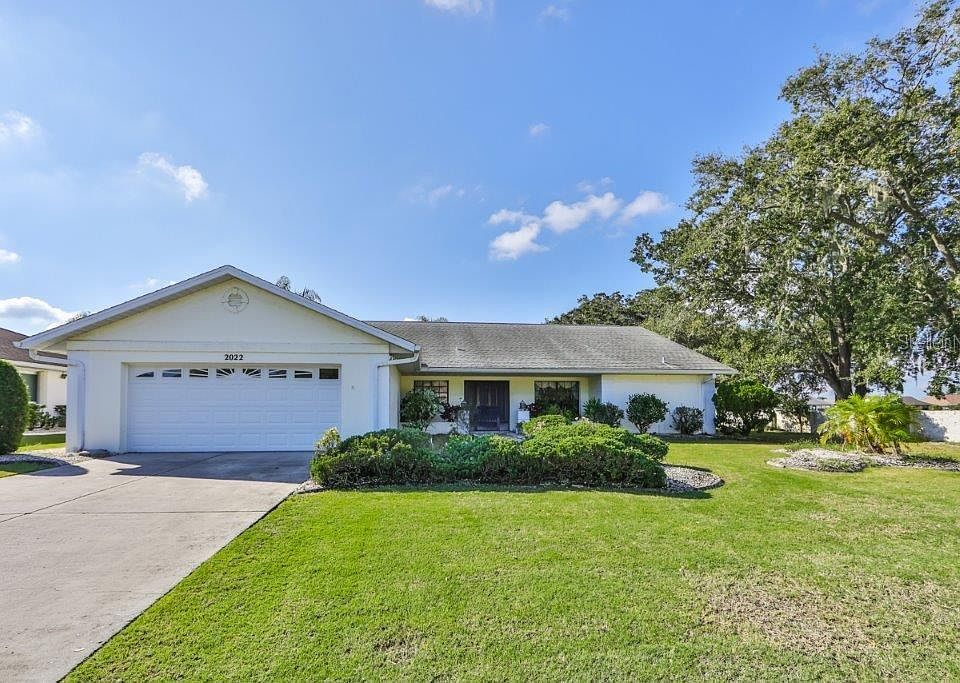 1st image of 2022 E View Dr