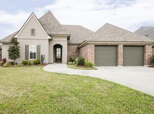 201 Cane Creek Dr, Broussard, LA 70518