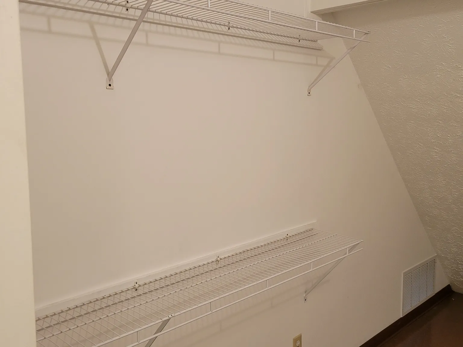 1 bed, $800 — Photo 3