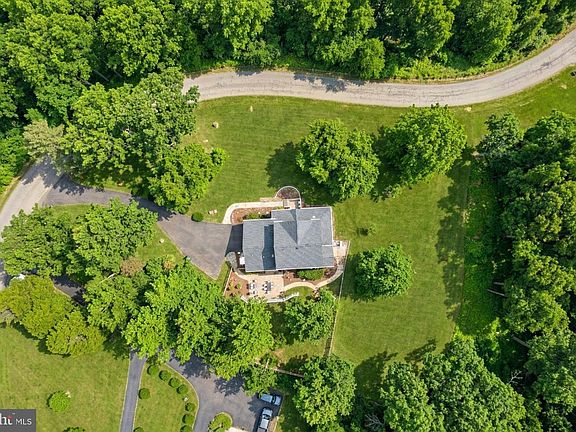 4th image of 5755 Hunton Wood Dr