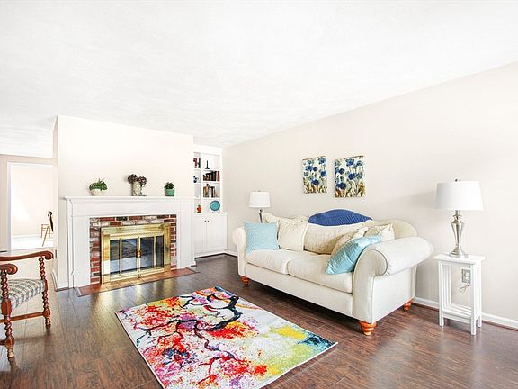 2nd image of 25 Harrington Farms Way Unit 25