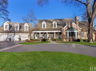 1727 Telegraph Rd, Bannockburn, IL 60015