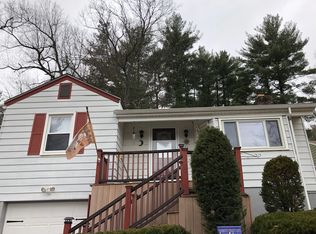 21 Wheeler Dr, Enfield, CT 06082