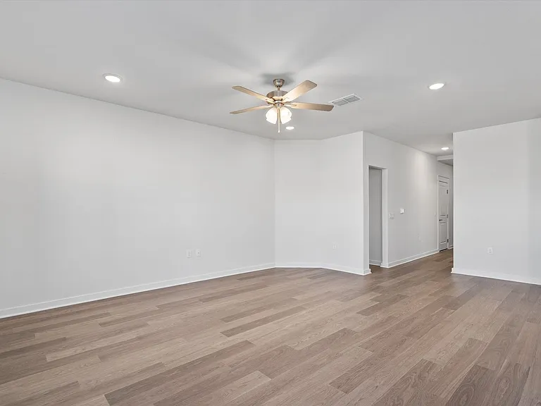 15204 Purple Drop Cv — Photo 6