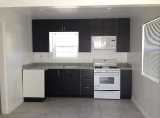 6717 Irvine Ave APT B, North Hollywood, CA 91606