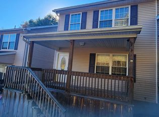 9847 New Hope Rd, Bluefield, WV 24701