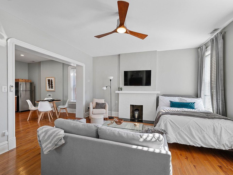Living/bedroom