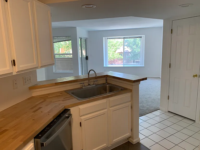 1860 W Centennial Dr #302 — Photo 3