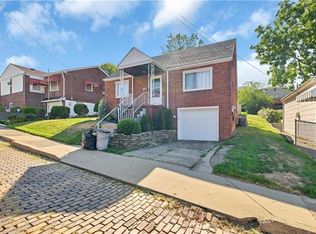 1233 Holmes St, Mc Kees Rocks, PA 15136