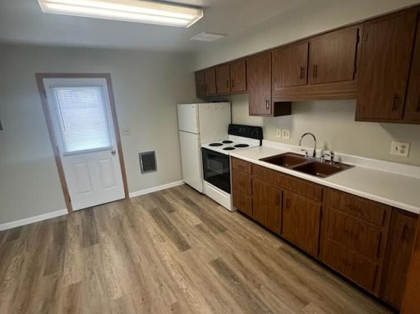 707 N Center St APT A