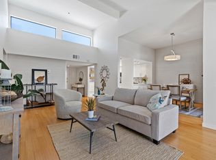 260 Cagney Ln APT 308, Newport Beach, CA 92663