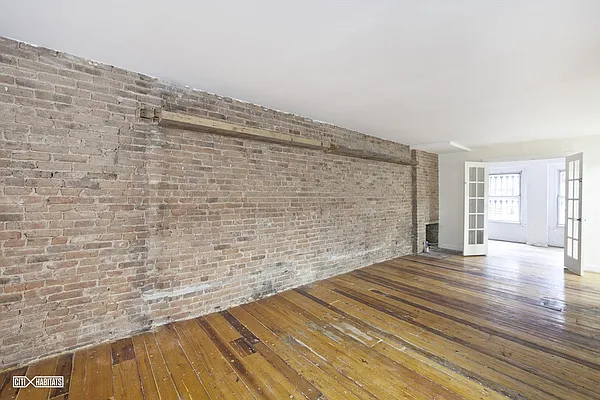 Rented by Citi Habitats | media 13