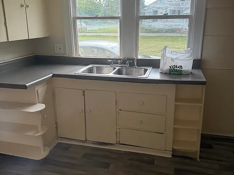 2927 Fairview St — Photo 12