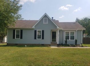 804 Summer Hill Ln, La Vergne, TN 37086