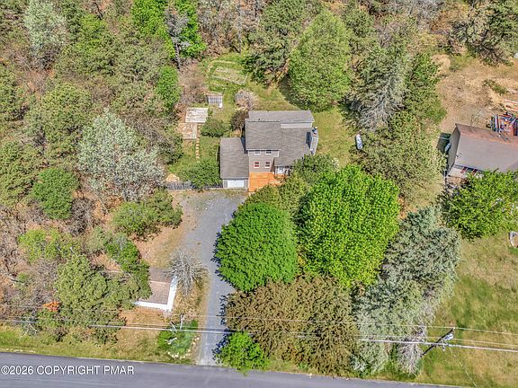 2nd image of 405 Skyline Dr