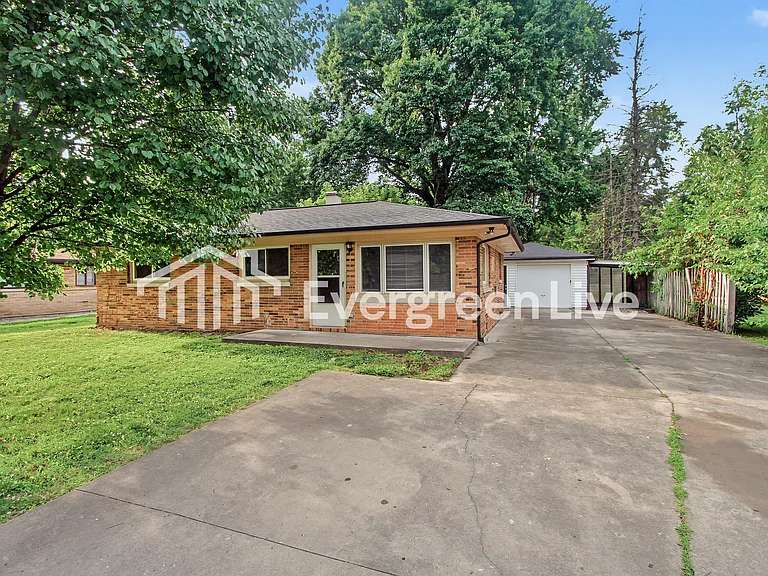 6632 W 13th St — Photo 13