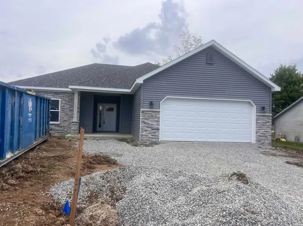 1186 Allen St, Roanoke, IN 46783