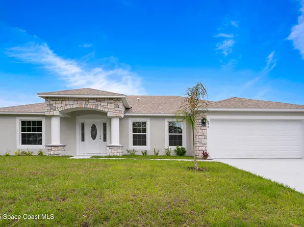 1098 Carthage Ave NW, Palm Bay, FL 32907