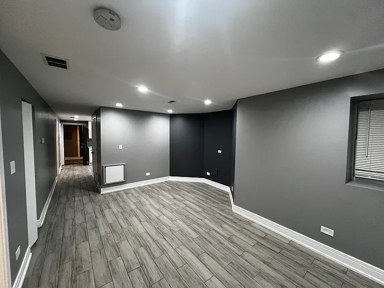 1307 S Kedzie Ave #BASEMENT — Photo 10