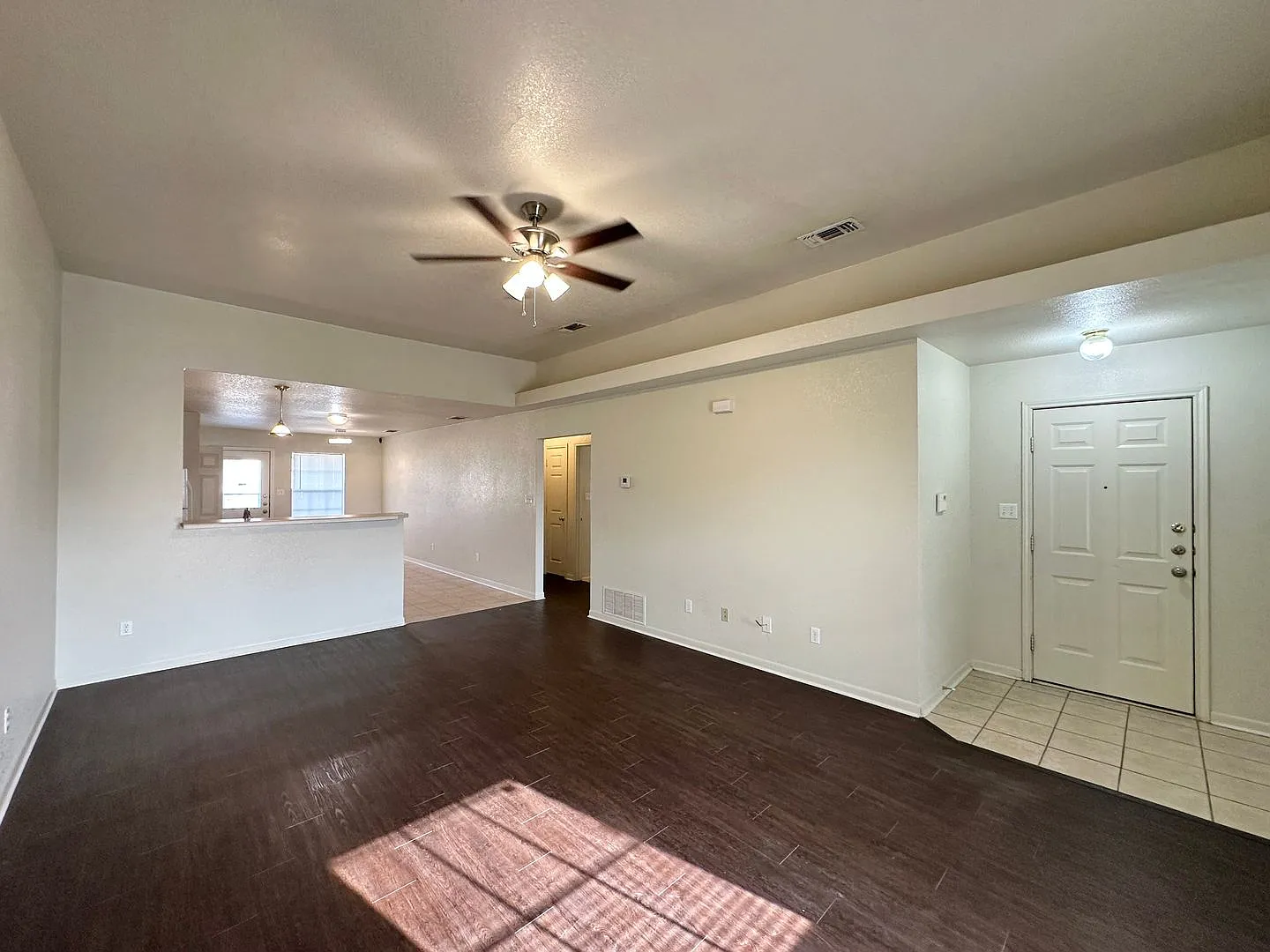3806 Pecos Dr — Photo 4