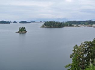 123 Knutson Dr, Sitka, AK 99835