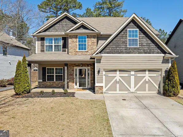 325 Briandwood Dr, Newnan, GA 30265