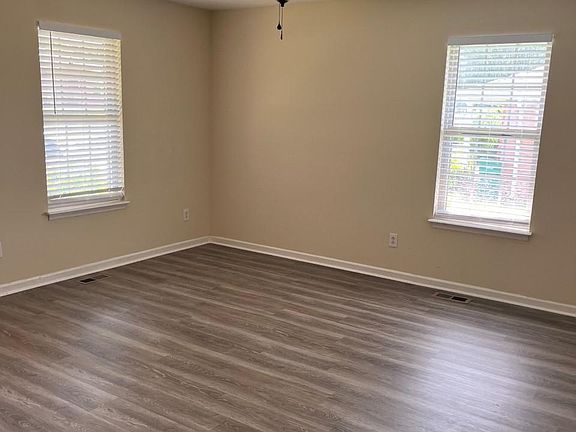 5th image of 106 12th Ave NW #106