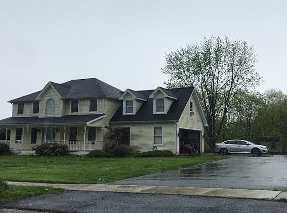 3rd image of 74 Westfort Dr