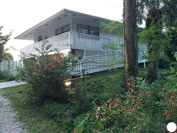 5th image of 12 Saint Johns Ave