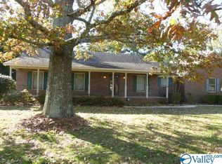 149 Matt Phillips Rd, Huntsville, AL 35806