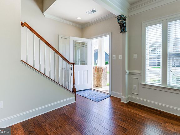 3rd image of 132 Carter Way
