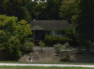 1906 New Garden Rd, Greensboro, NC 27410