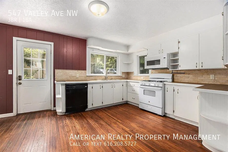 3 bed, 1575 sqft, $1,800 — Photo 3